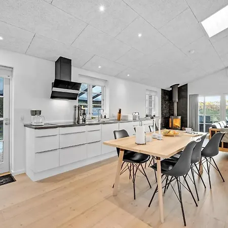 Holiday home Lovely In Hvide Sande With Sauna