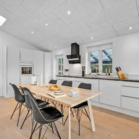 Hvide Sande With A Fireplace 313 Semesterbostad *